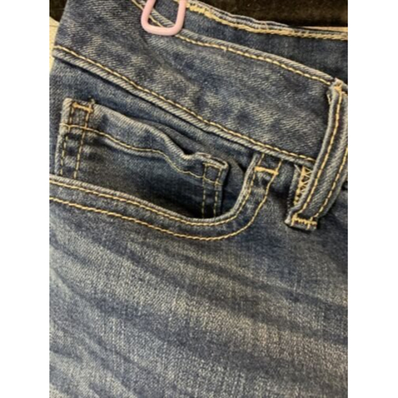 LC Lauren Conrad Womens Jean Shorts Size 6 mid rise Med Wash Cuffed Short Shorts - Picture 4 of 12